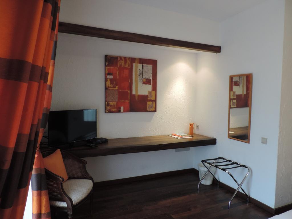 Hotel 'T Fornuis Ternat Δωμάτιο φωτογραφία
