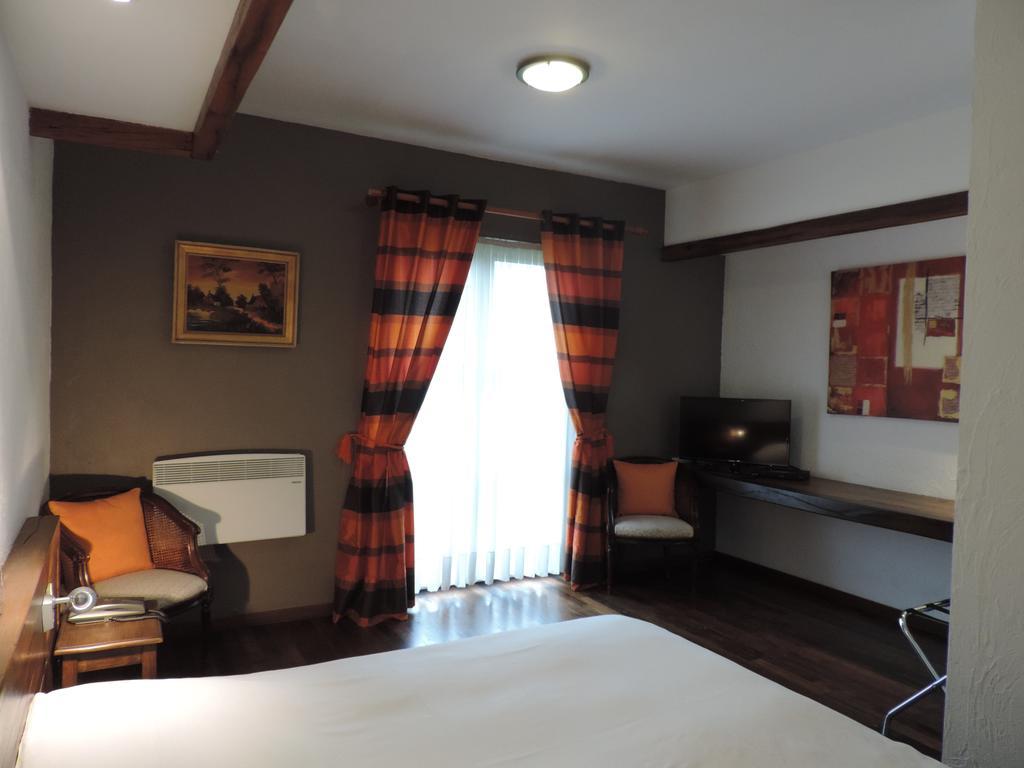 Hotel 'T Fornuis Ternat Δωμάτιο φωτογραφία